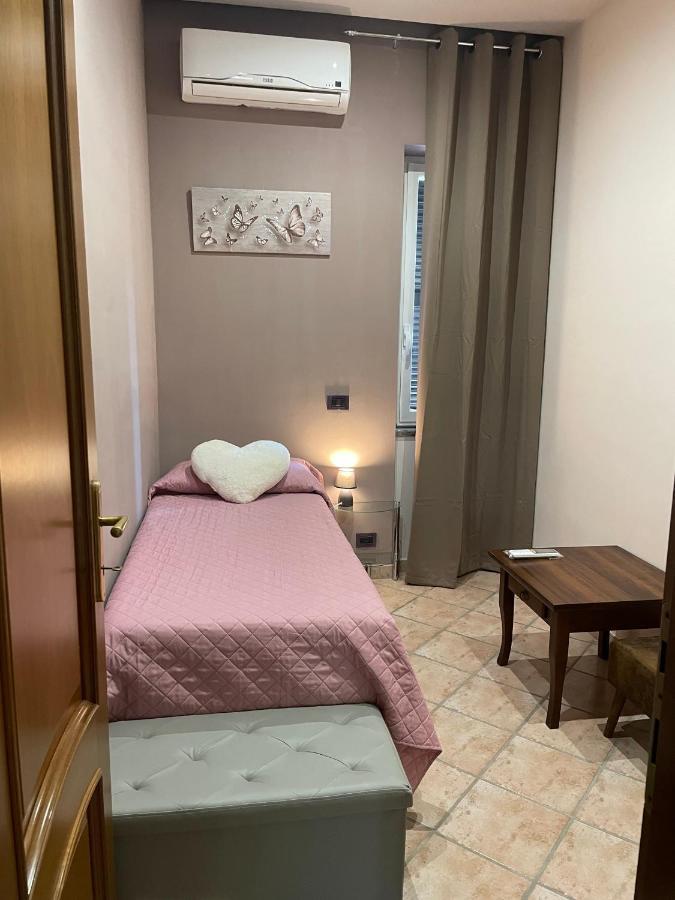 Villa Mariposa Nettuno Luaran gambar